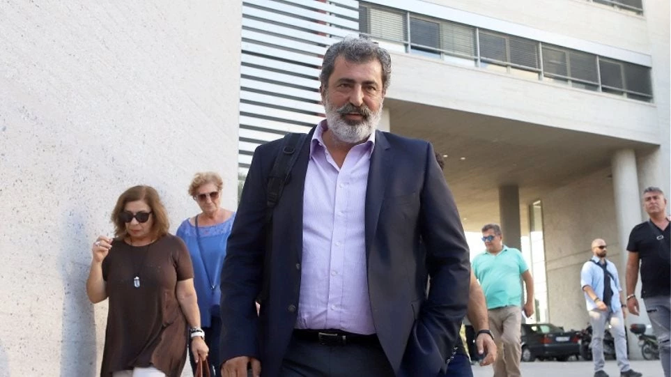 Πολάκης: «Έχουμε τους κερατάδες από πάνω μας και τους προδότες εδώ μέσα» – Επίθεση στη Δικαιοσύνη (βίντεο)
